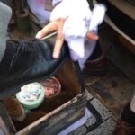 新宿で出会った靴磨きのプロが魅せる技術…ただただ感銘してしまうと話題に…